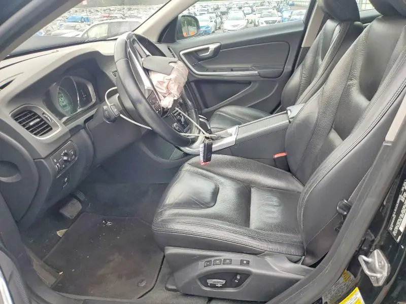2014 VOLVO S60 T5  