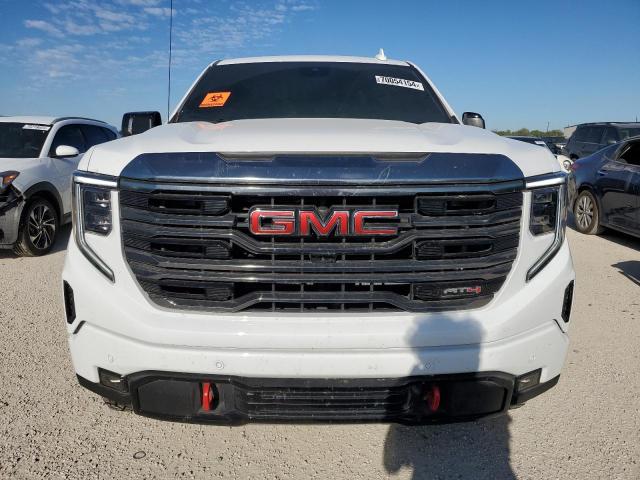 2024 GMC SIERRA K1500 AT4