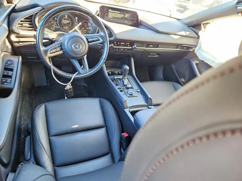 2022 MAZDA 3 SELECT  