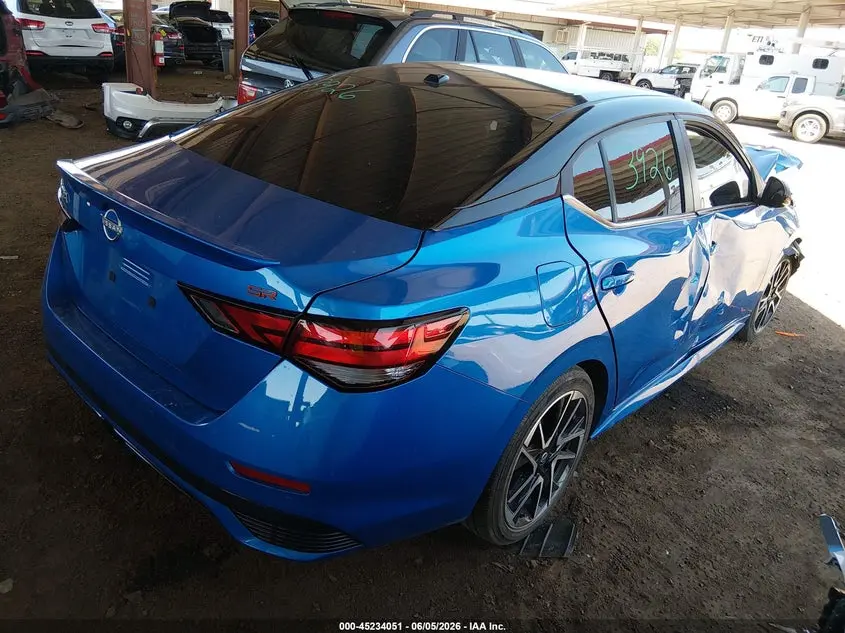 2024 NISSAN SENTRA SR XTRONIC CVT