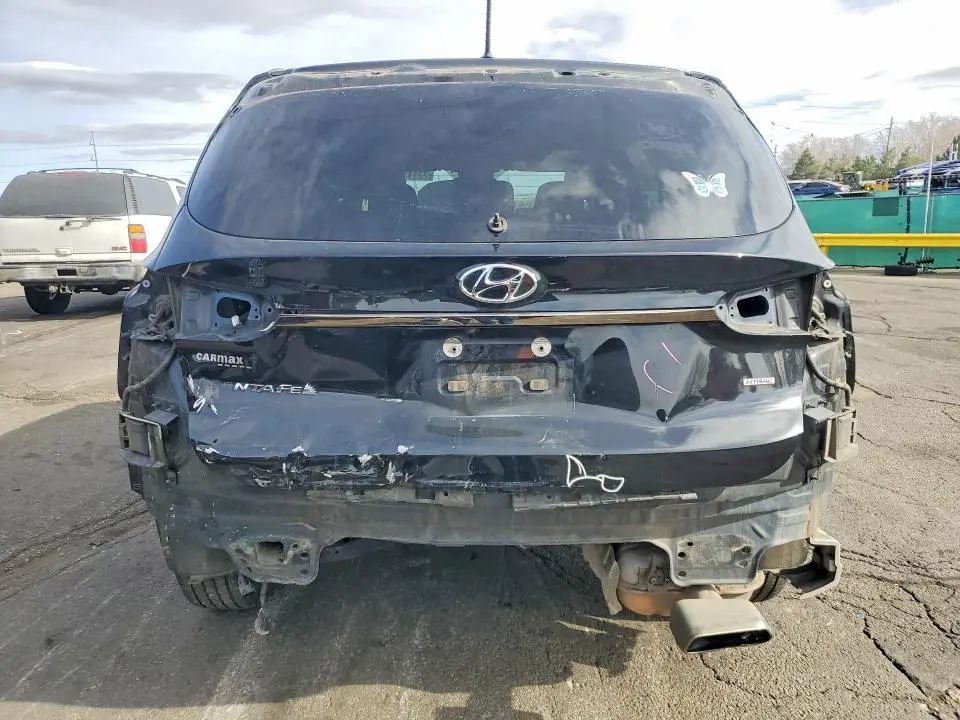 2019 HYUNDAI SANTA FE SE  