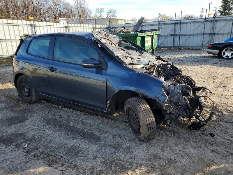 2013 VOLKSWAGEN GOLF   