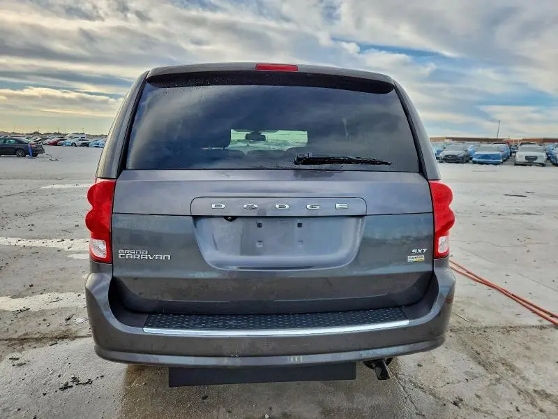 2018 DODGE GRAND CARAVAN SXT  