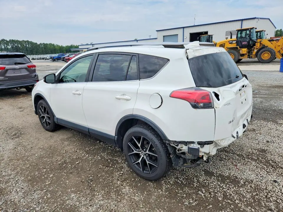 2017 TOYOTA RAV4 SE  