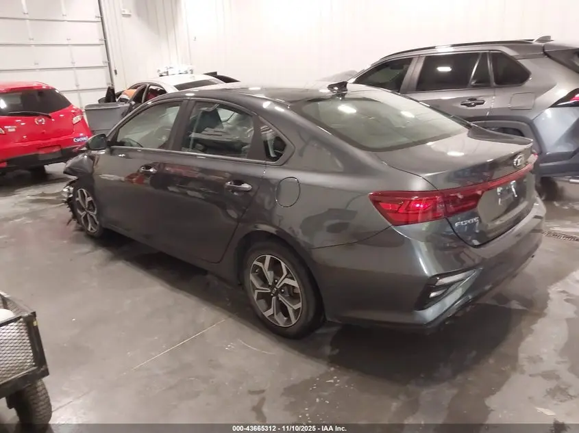 2021 KIA FORTE LXS