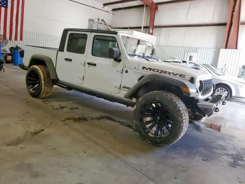 2024 JEEP GLADIATOR MOJAVE  