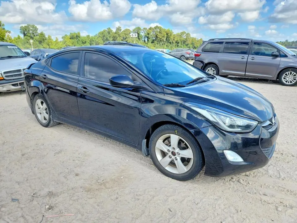 2012 HYUNDAI ELANTRA GLS  