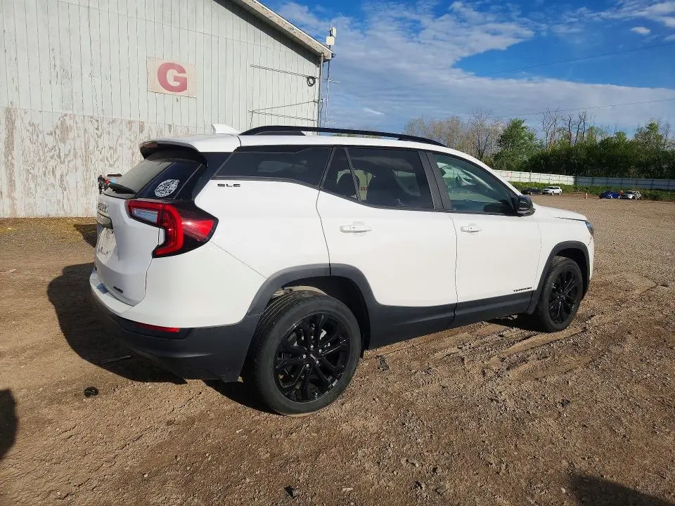 2022 GMC TERRAIN SLE  