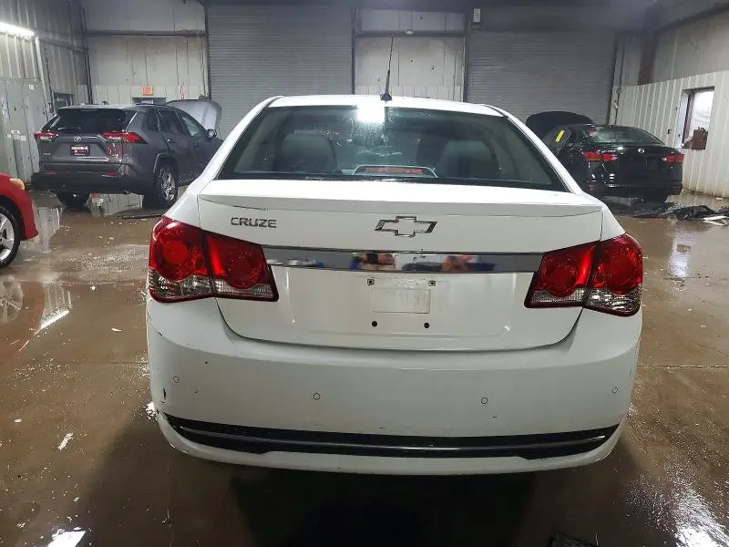 2012 CHEVROLET CRUZE LT  