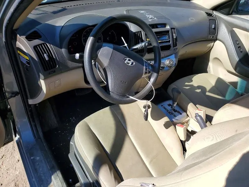 2010 HYUNDAI ELANTRA GLS  