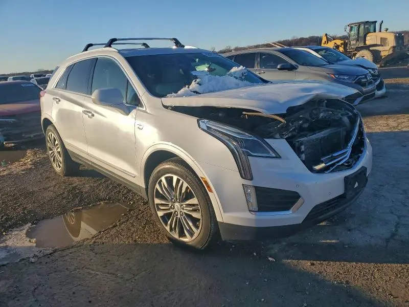 2017 CADILLAC XT5   