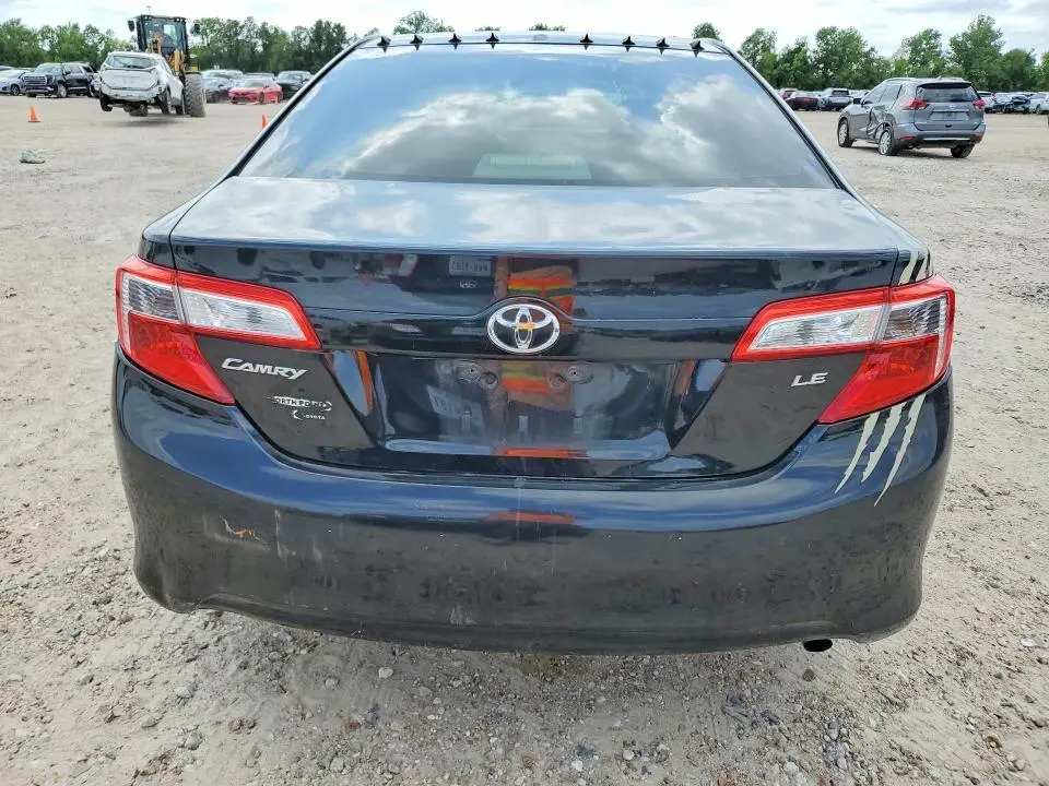 2012 TOYOTA CAMRY LE  