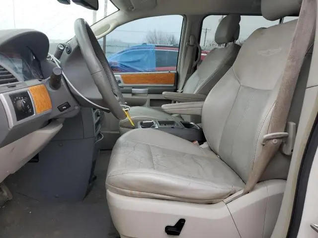 2010 CHRYSLER TOWN & COUNTRY LIMITED  