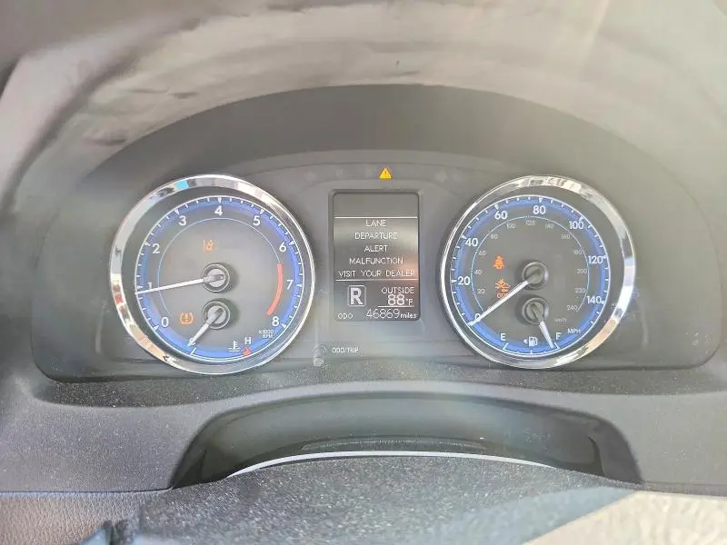 2017 TOYOTA COROLLA LE  