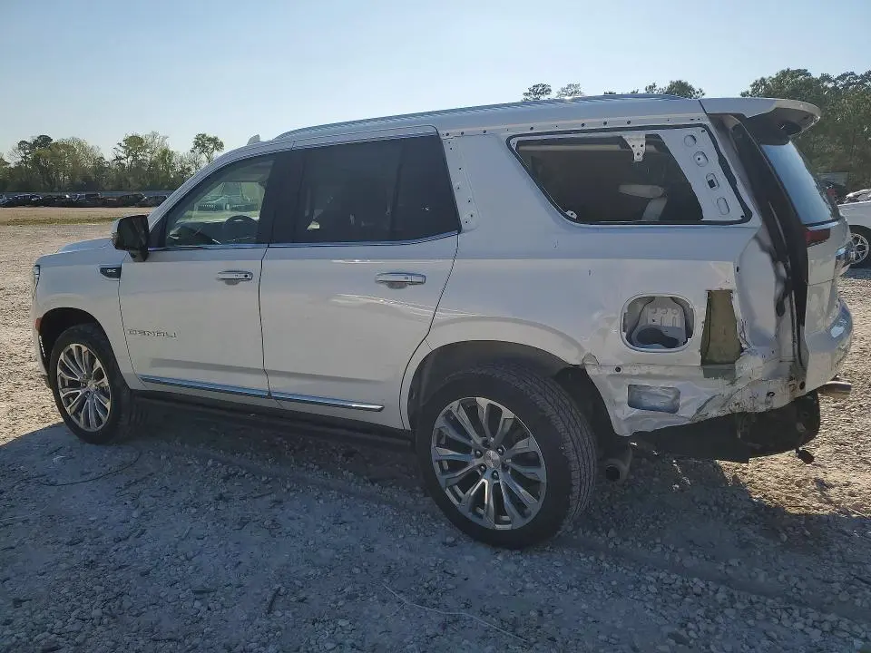 2022 GMC YUKON   