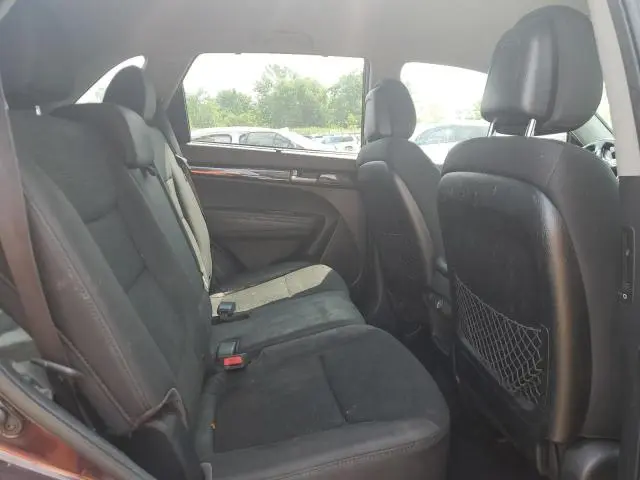 2014 KIA SORENTO LX  