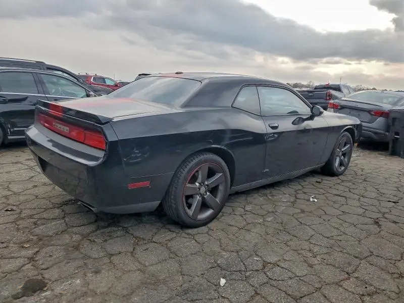 2013 DODGE CHALLENGER SXT  