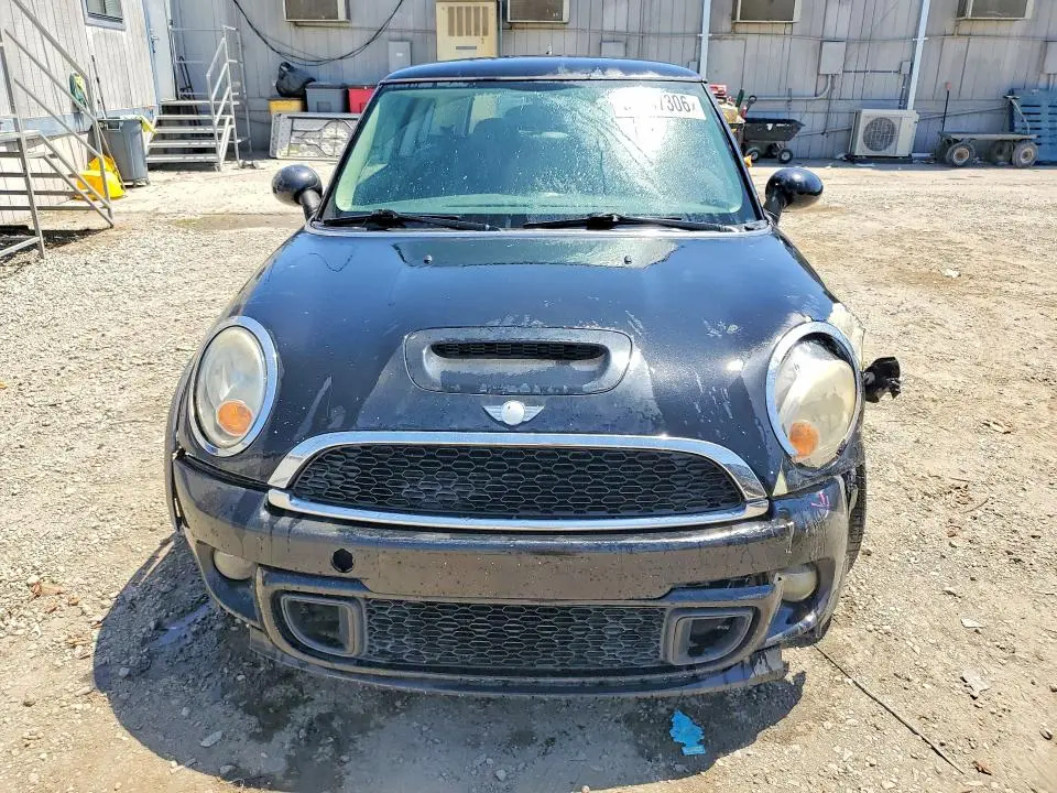 2012 MINI COOPER S  
