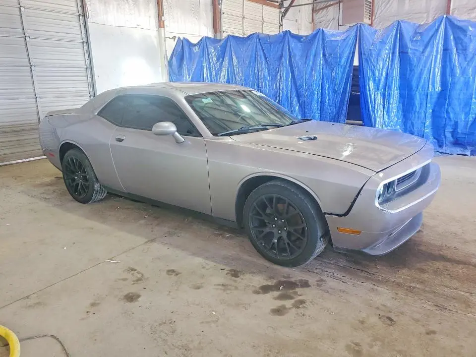 2018 DODGE CHALLENGER SXT  