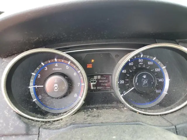 2011 HYUNDAI SONATA SE  