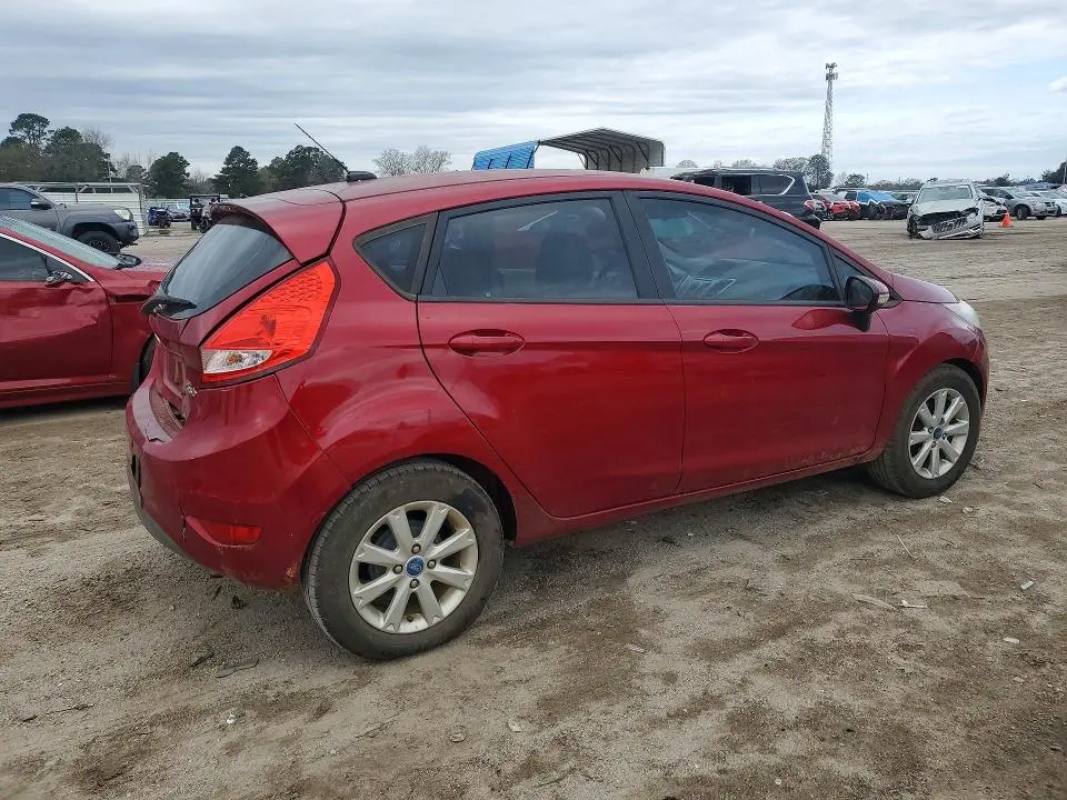 2013 FORD FIESTA SE  