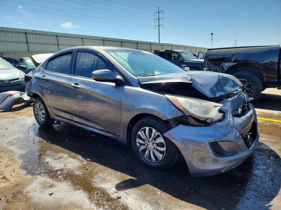 2012 HYUNDAI ACCENT GLS  