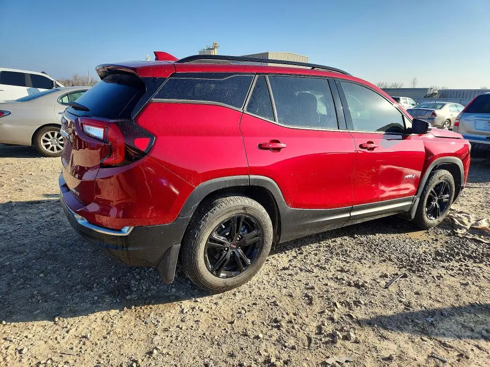 2024 GMC TERRAIN AT4  