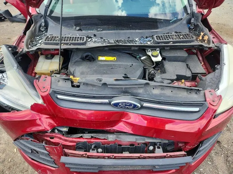 2016 FORD ESCAPE SE  