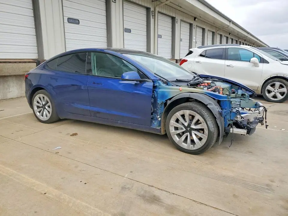 2021 TESLA MODEL 3   