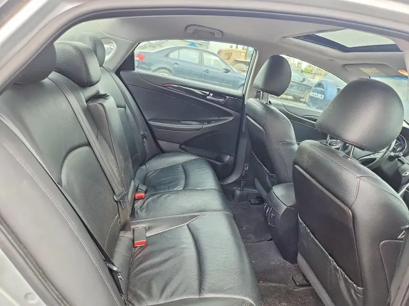 2013 HYUNDAI SONATA SE  