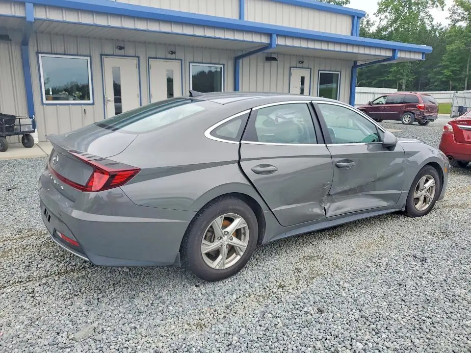 2020 HYUNDAI SONATA SE  