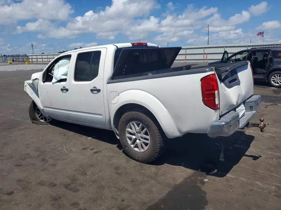 2016 NISSAN FRONTIER SV  