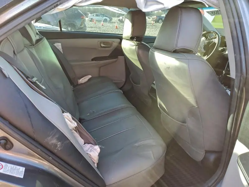 2015 TOYOTA CAMRY LE  