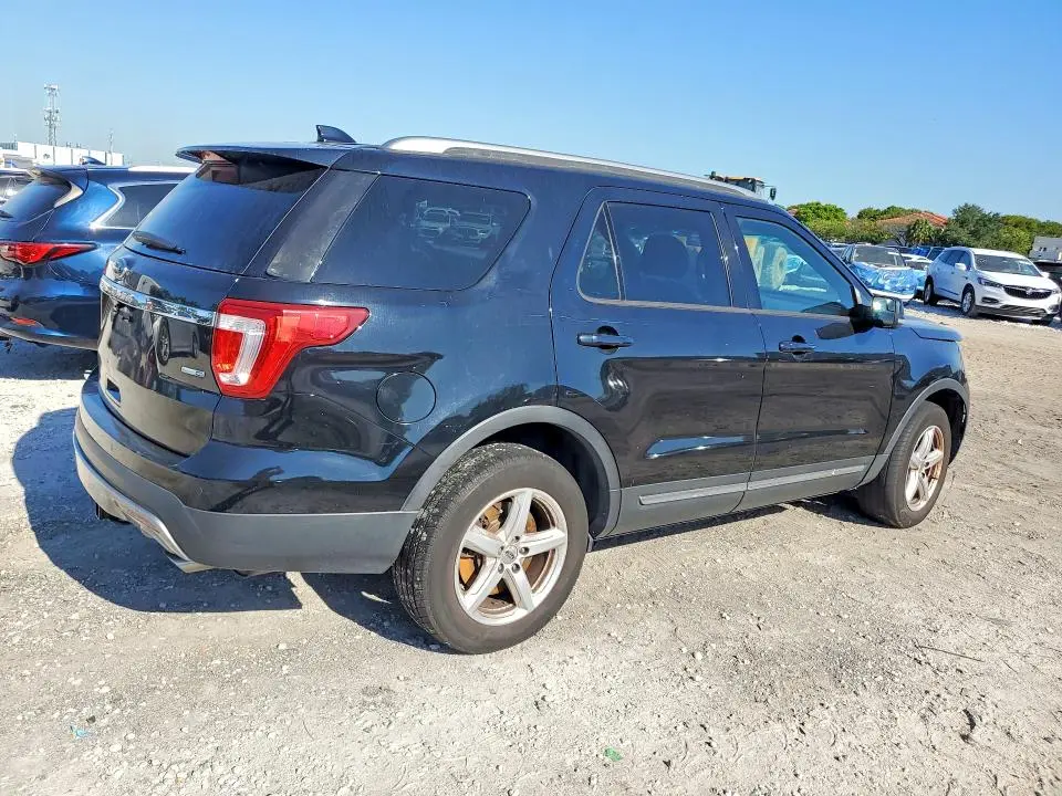 2016 FORD EXPLORER XLT  