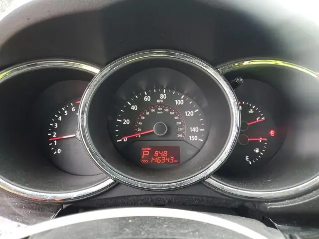 2011 KIA SORENTO BASE  
