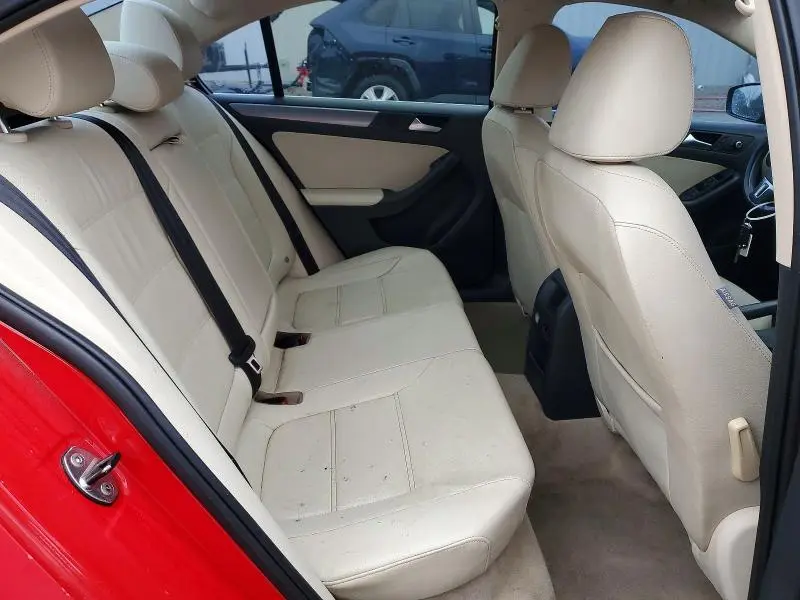 2013 VOLKSWAGEN JETTA TDI  