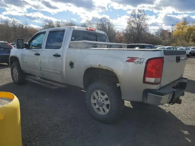 2011 GMC SIERRA K2500 SLE  