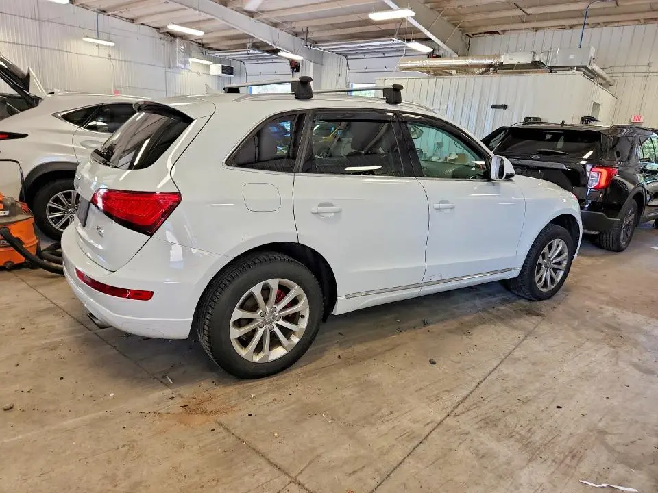 2013 AUDI Q5 PREMIUM  