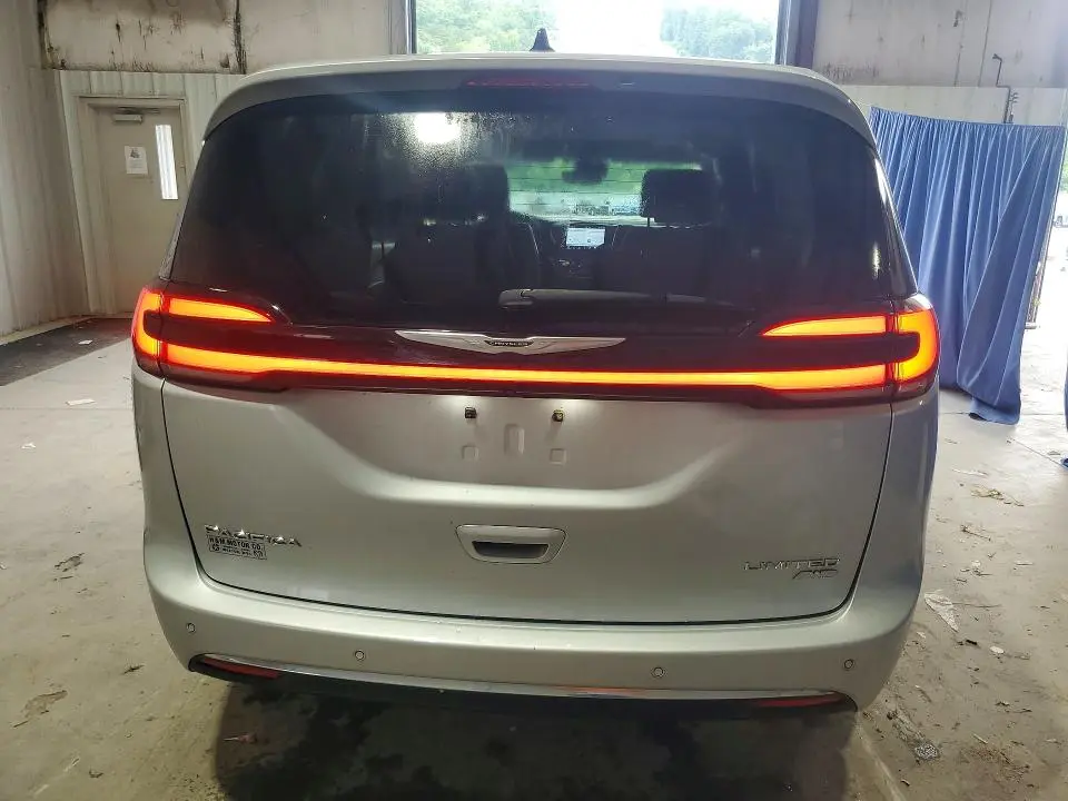 2024 CHRYSLER PACIFICA LIMITED  