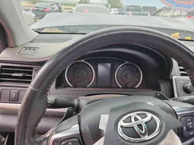 2017 TOYOTA CAMRY LE  