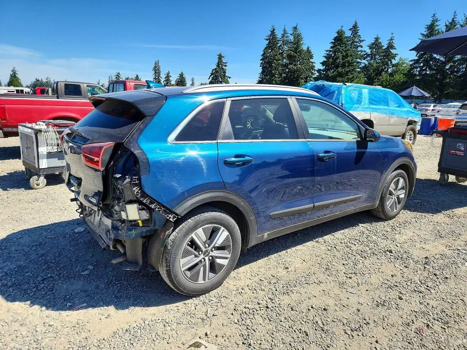 2022 KIA NIRO LXS  