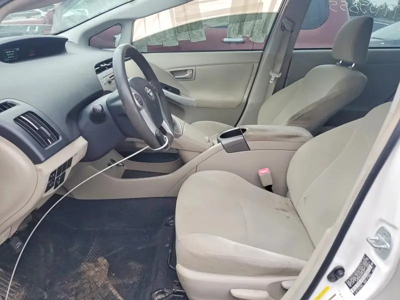 2013 TOYOTA PRIUS TWO  