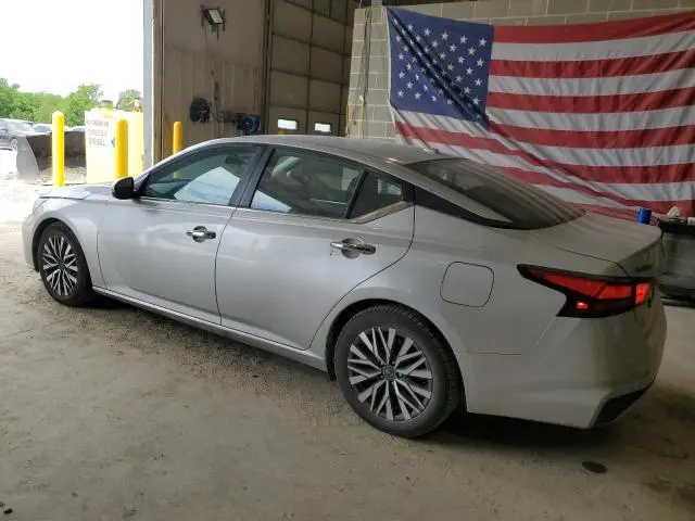 2023 NISSAN ALTIMA SV  