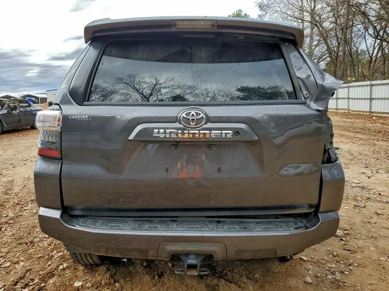 2020 TOYOTA 4RUNNER SR5  