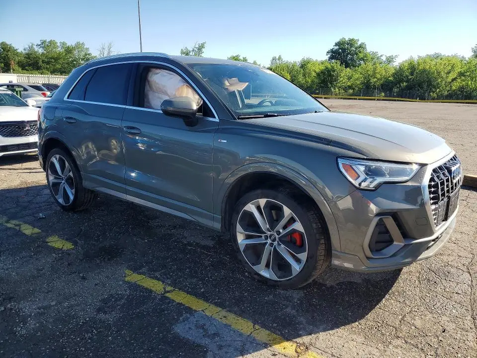 2019 AUDI Q3 PREMIUM PLUS S-LINE  