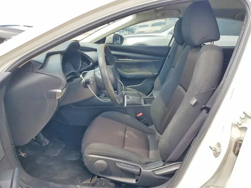 2021 MAZDA 3   