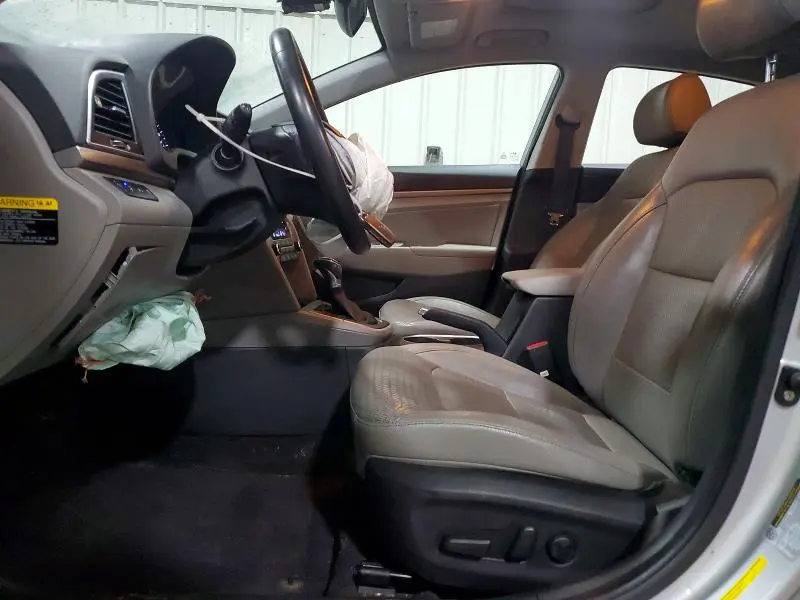 2017 HYUNDAI ELANTRA LIMITED  