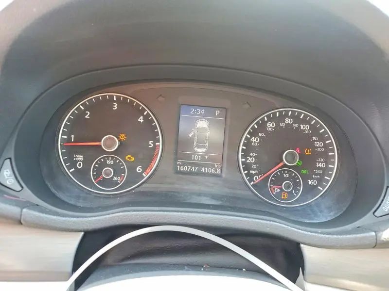 2014 VOLKSWAGEN PASSAT SE  