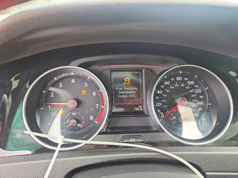 2020 VOLKSWAGEN GTI S  