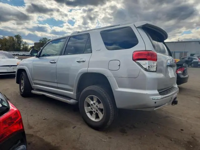 2011 TOYOTA 4RUNNER SR5  